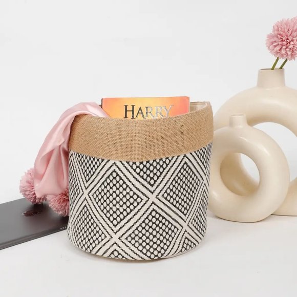 Jute Cotton fabric printed basket, squares, 8x8, off-white, brown, black - Picture 5 of 5